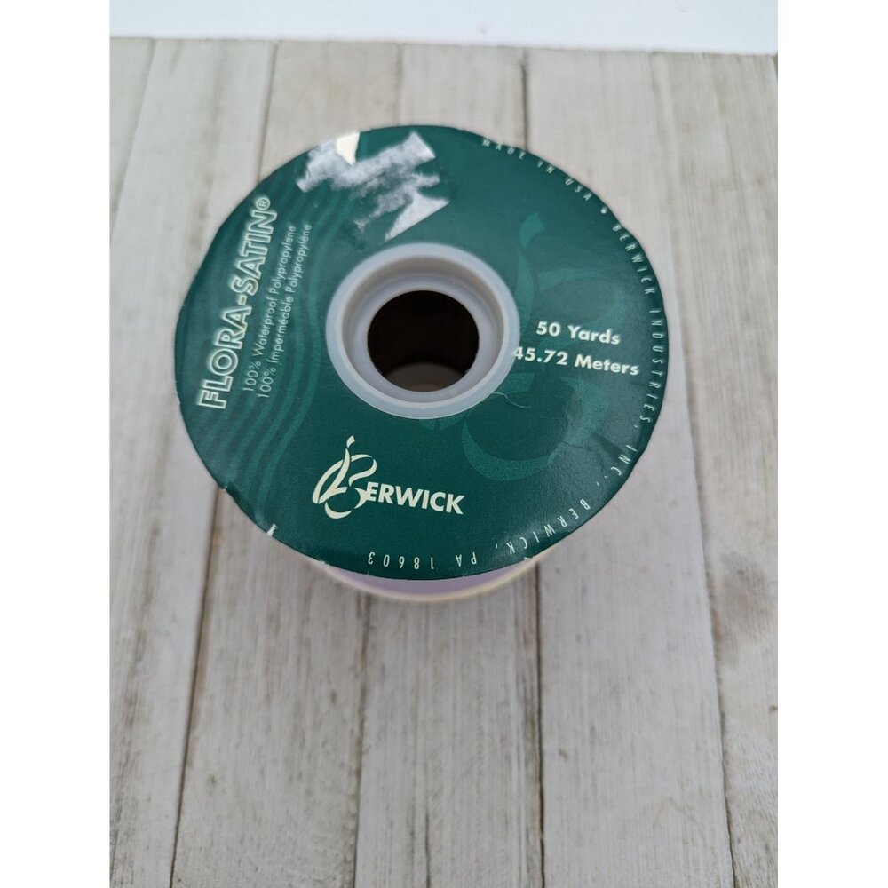 Berwick Flora-Satin Ribbon Brushstrokes LAVENDER Purple Waterproof 2 3/4" 50 Yar - Picture 2 of 6
